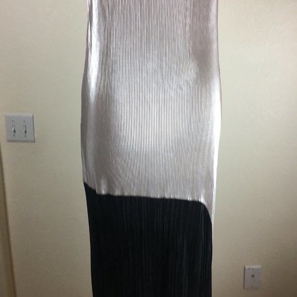 Zara Trafaluc Silver & Black Crinkle Maxi Dress - Picture 4 of 8